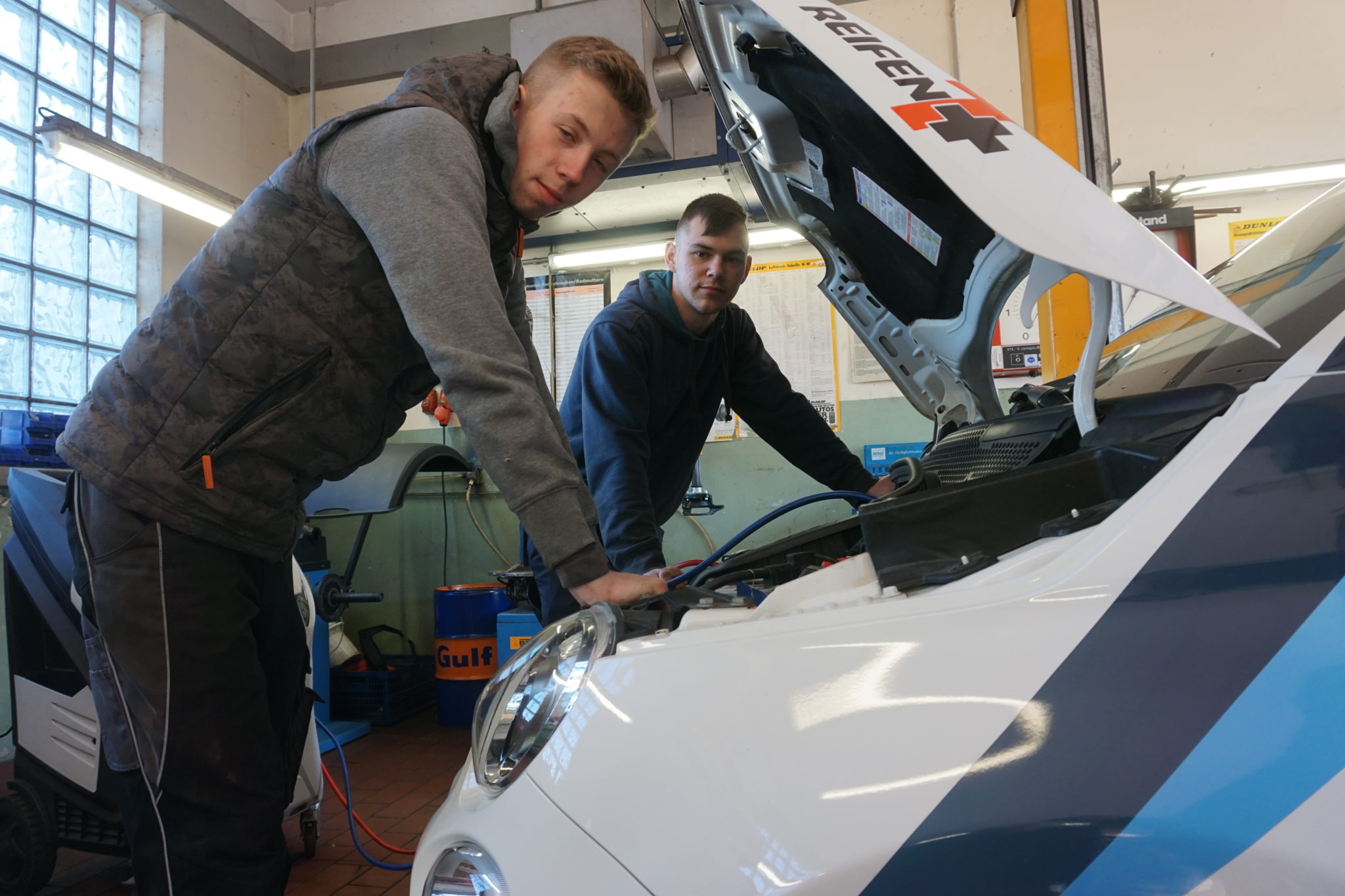 CS Automobilzentrum in Alt Garge Bildergalerie